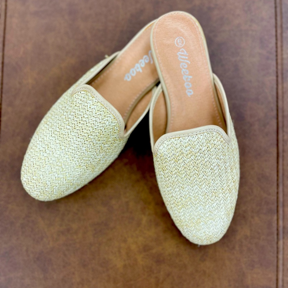 Women’s Woven mules size 6 new with tags